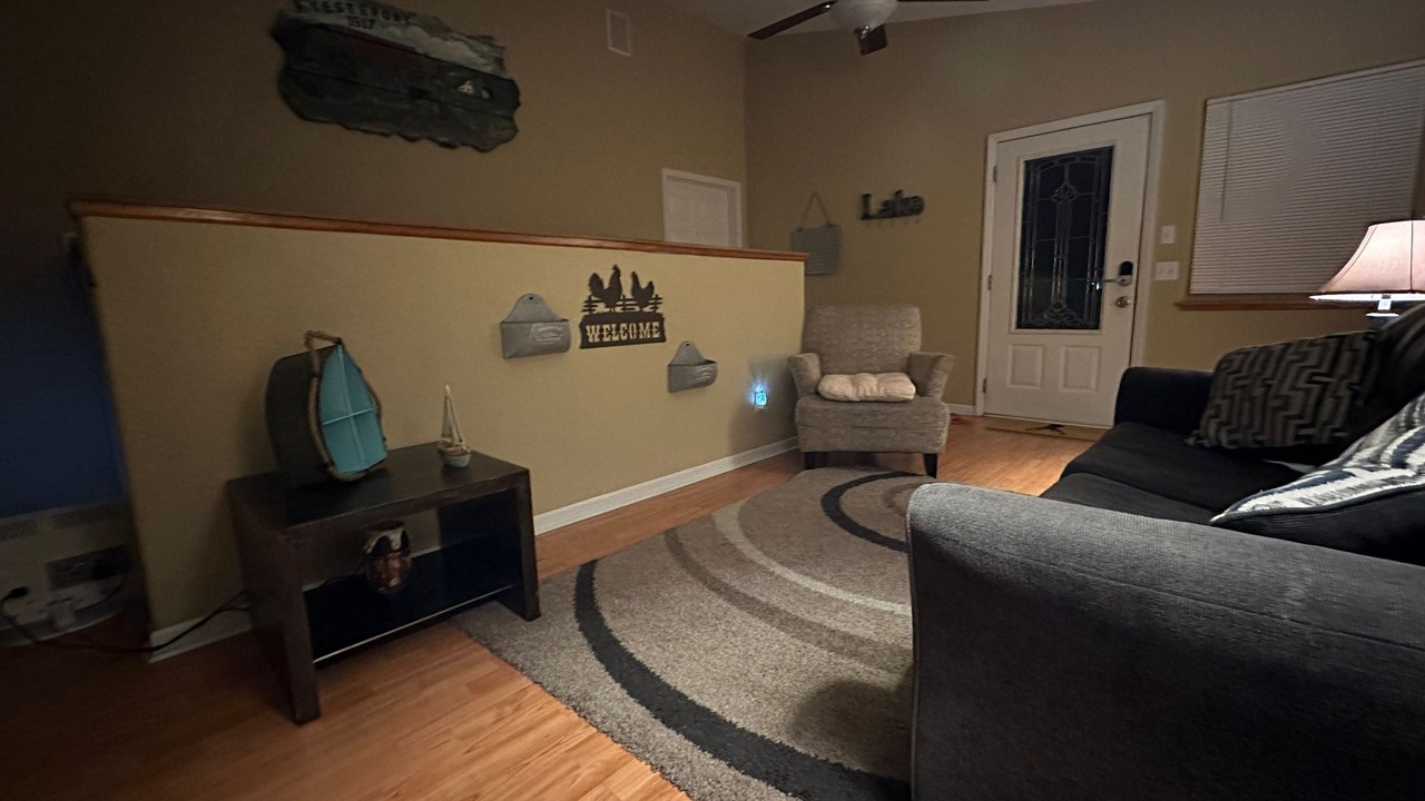 Photo of Livingroom in SaddleBrook