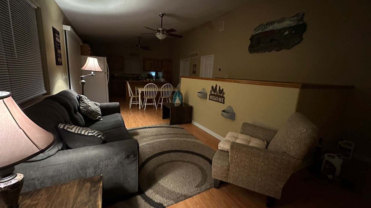 Photo of Livingroom in SaddleBrook