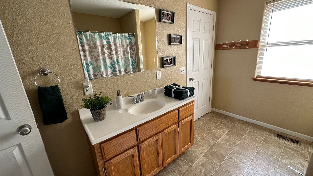 Photo of Bathroom in SaddleBrook