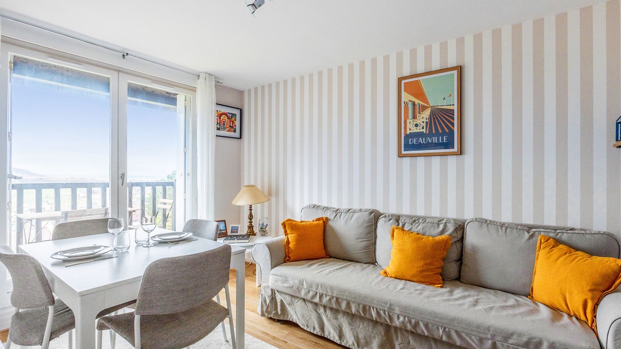 Photo of Livingroom in Blonville-sur-Mer