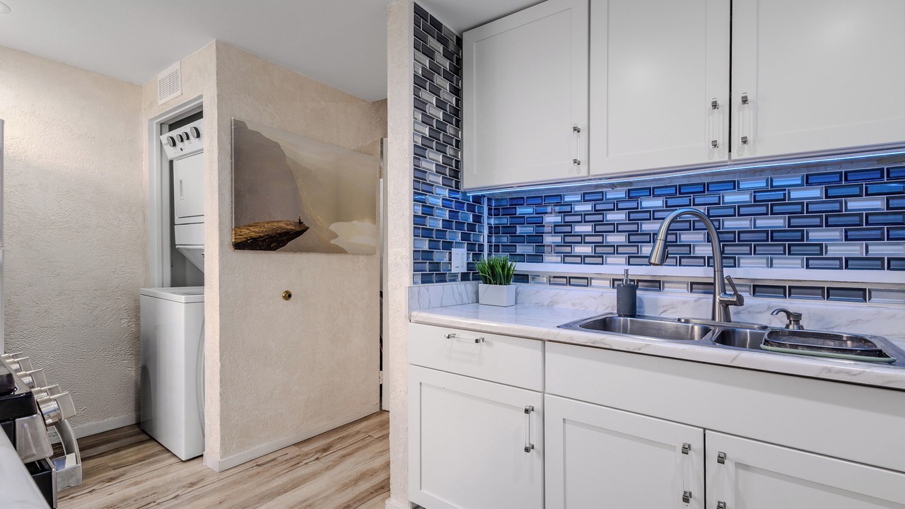 Photo of Kitchen in Pacific - Edison
