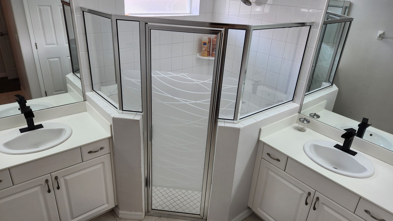 Photo of Bathroom in Estero