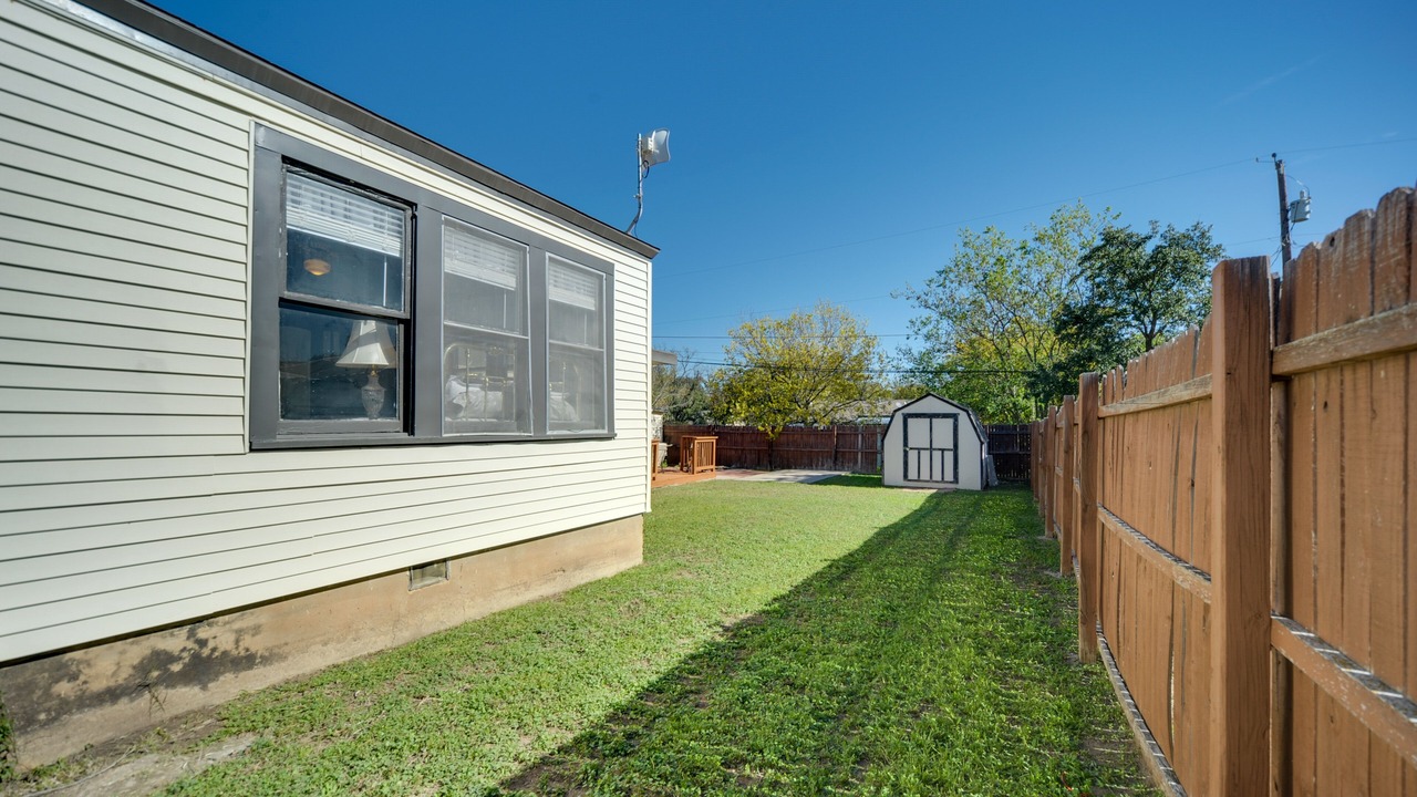 Photo of Outdoor in Brady