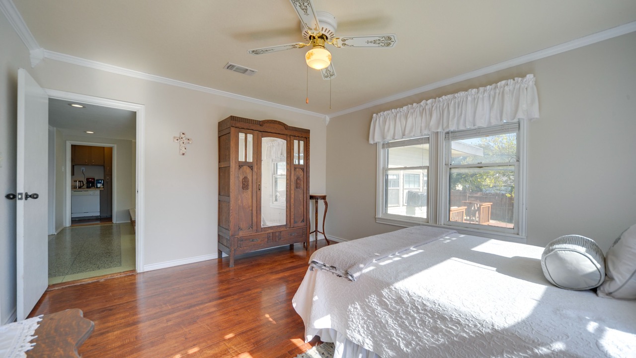 Photo of Bedroom in Brady