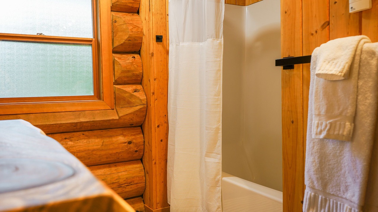 Photo of Bathroom in Warnick
