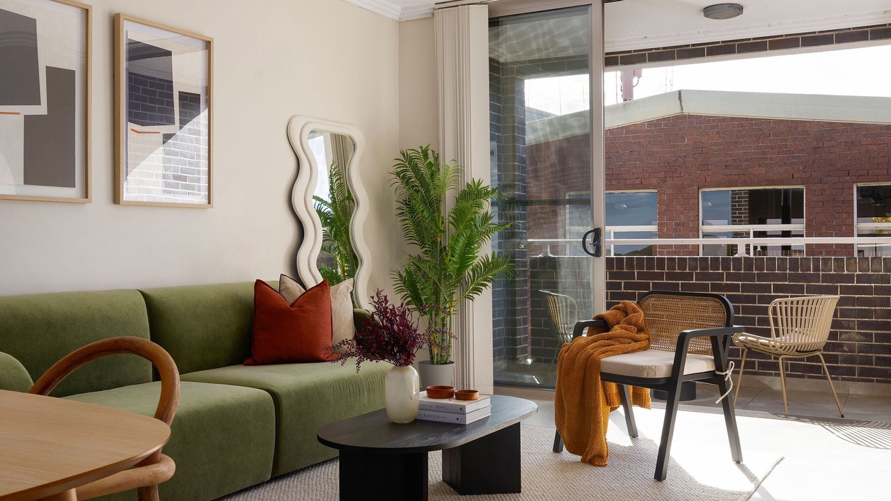 Photo of Livingroom in Alexandria