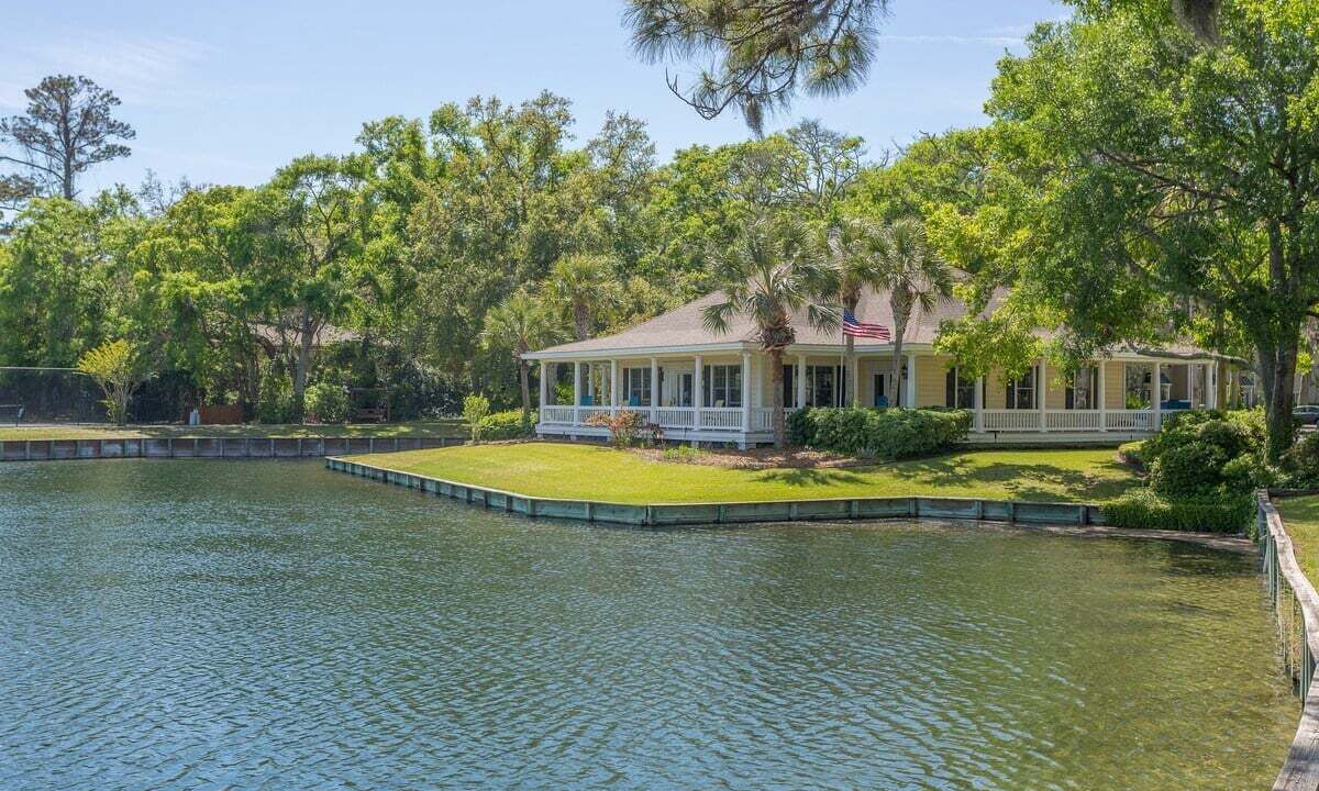 Photo of Outdoor in Demere Park