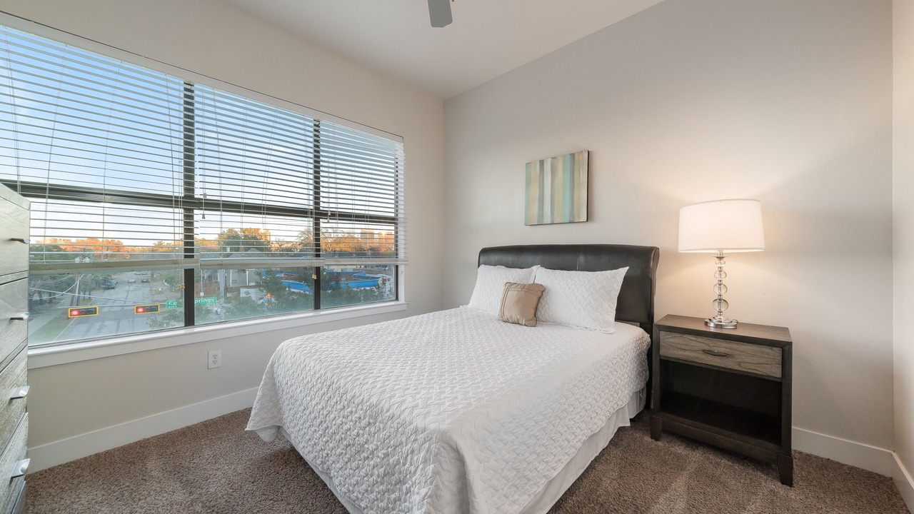 Photo of Bedroom in Oak Lawn