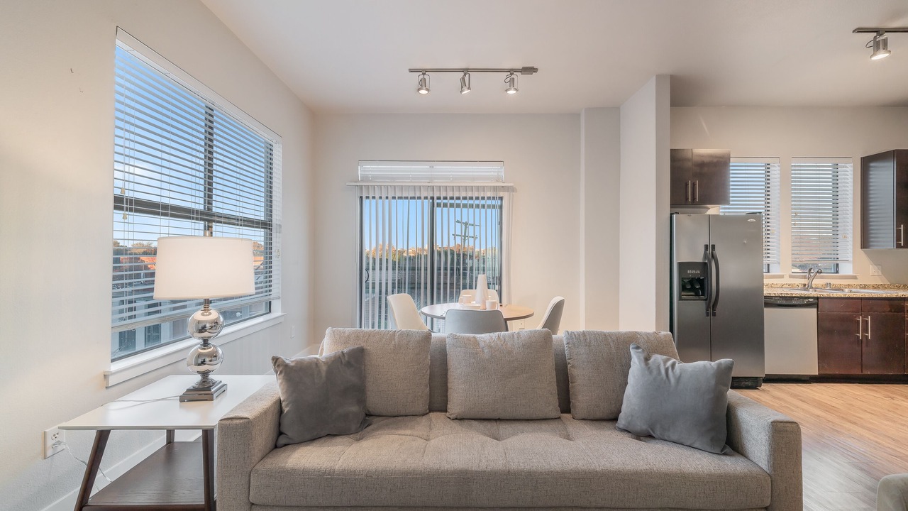 Photo of Livingroom in Oak Lawn