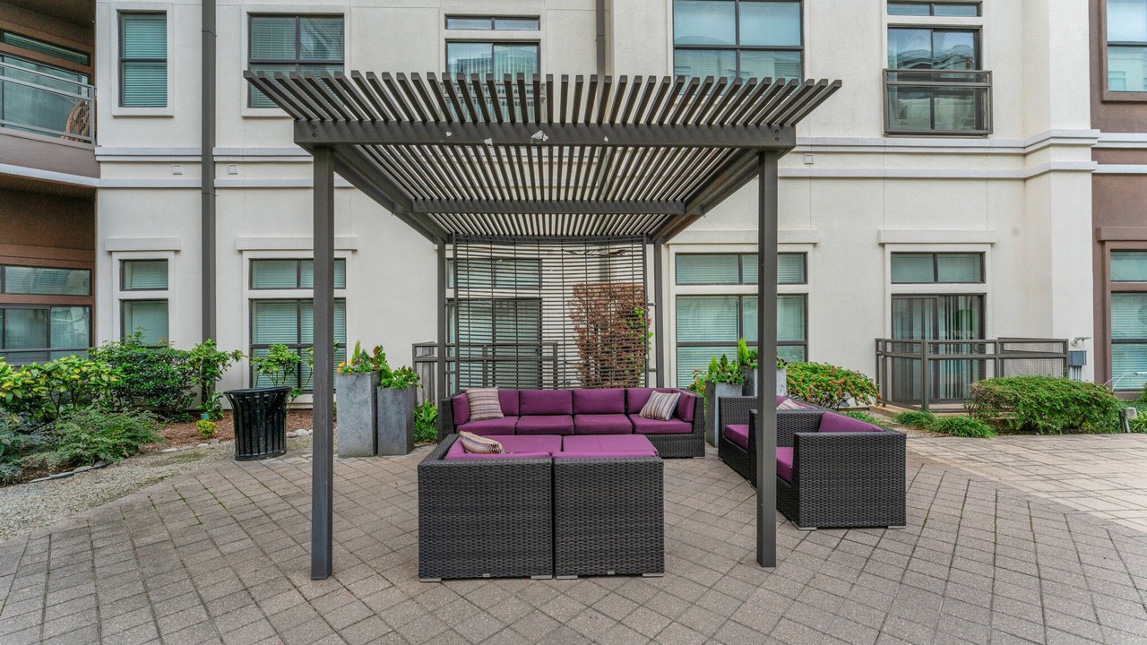 Photo of Patio Balcony in Oak Lawn