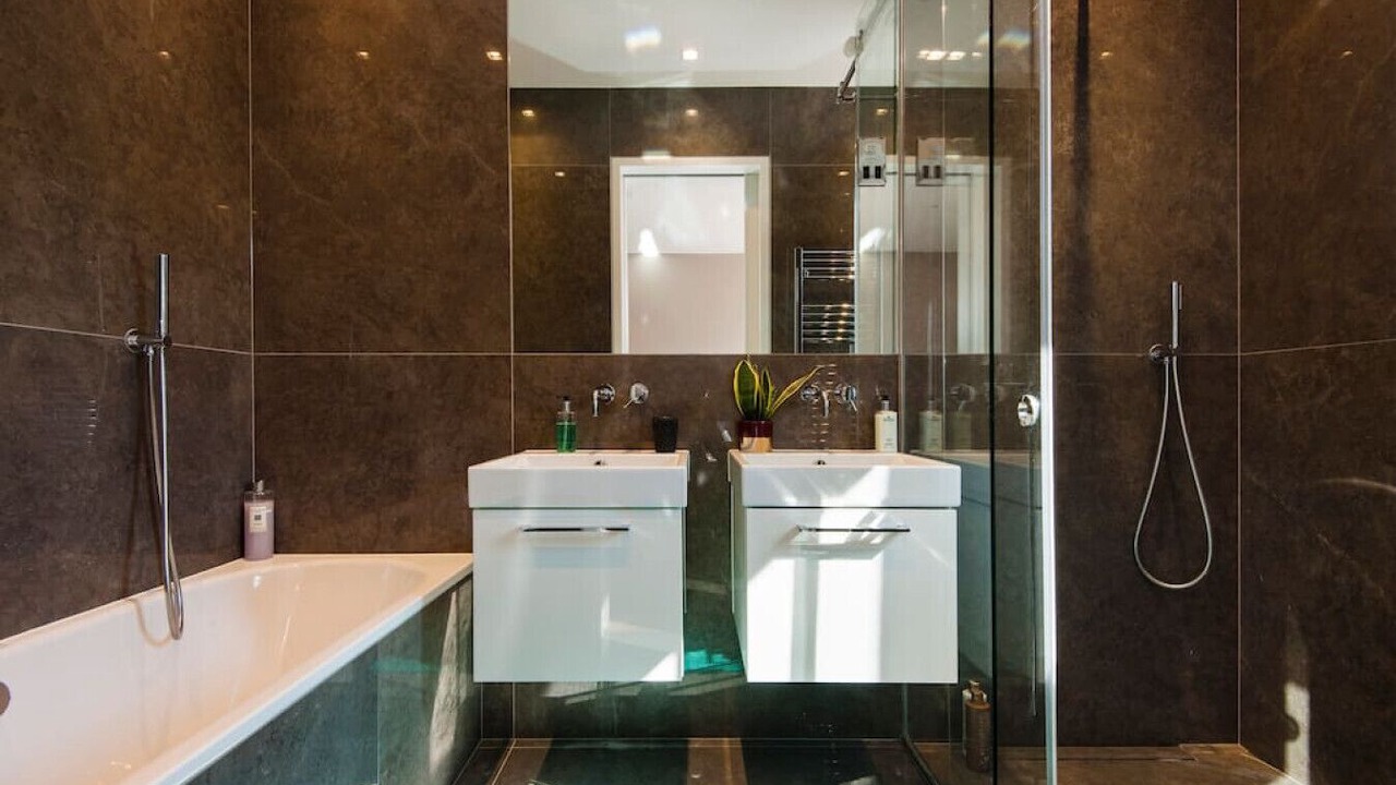 Photo of Bathroom in London City Centre