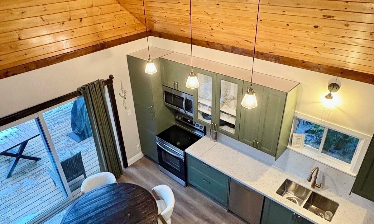 Photo of Kitchen in Northern Bruce Peninsula