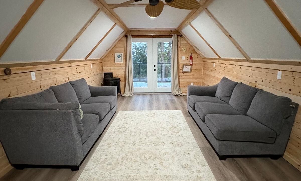 Photo of Livingroom in Northern Bruce Peninsula