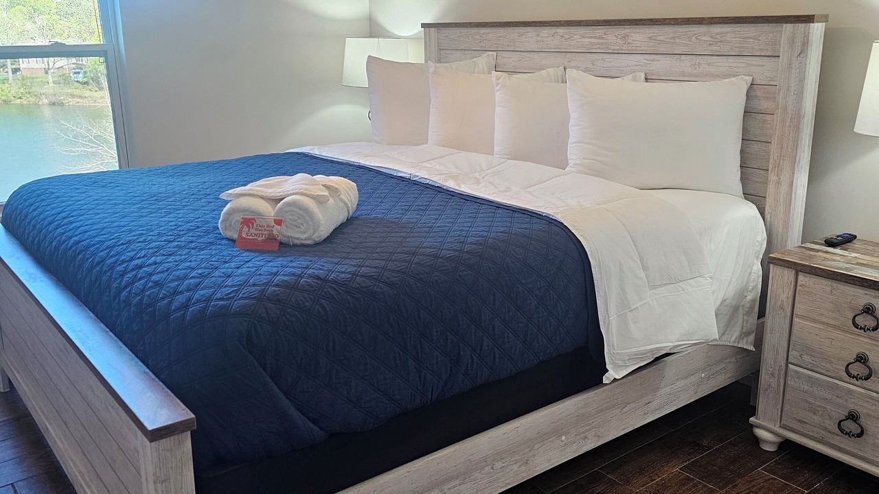 Photo of Bedroom in Cross Hill