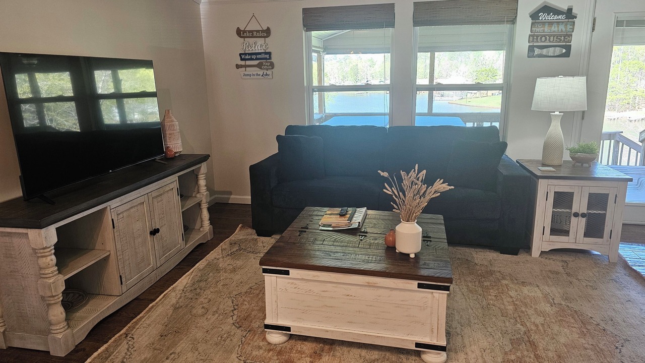 Photo of Livingroom in Cross Hill