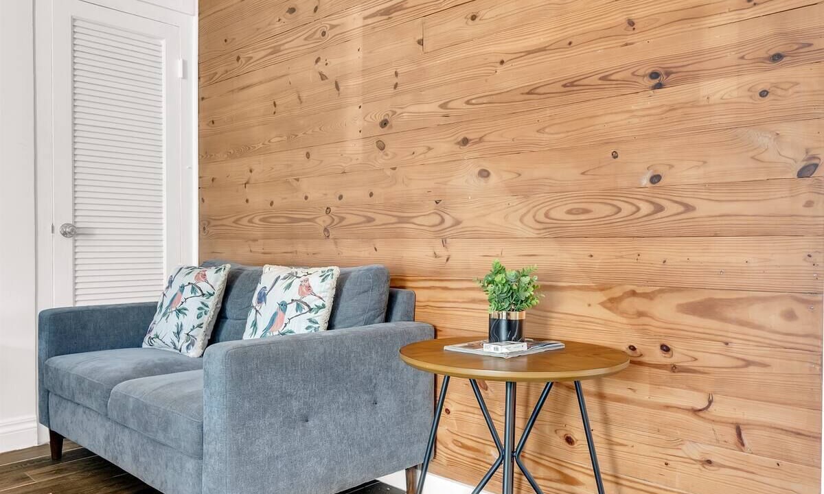 Photo of Livingroom in Midtown