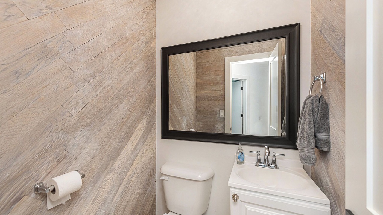 Photo of Bathroom in Jungle Terrace