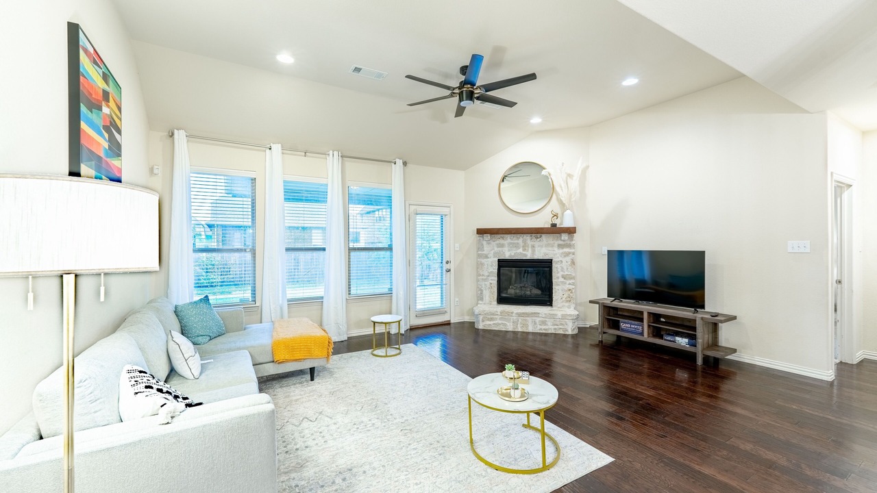 Photo of Livingroom in McKinney