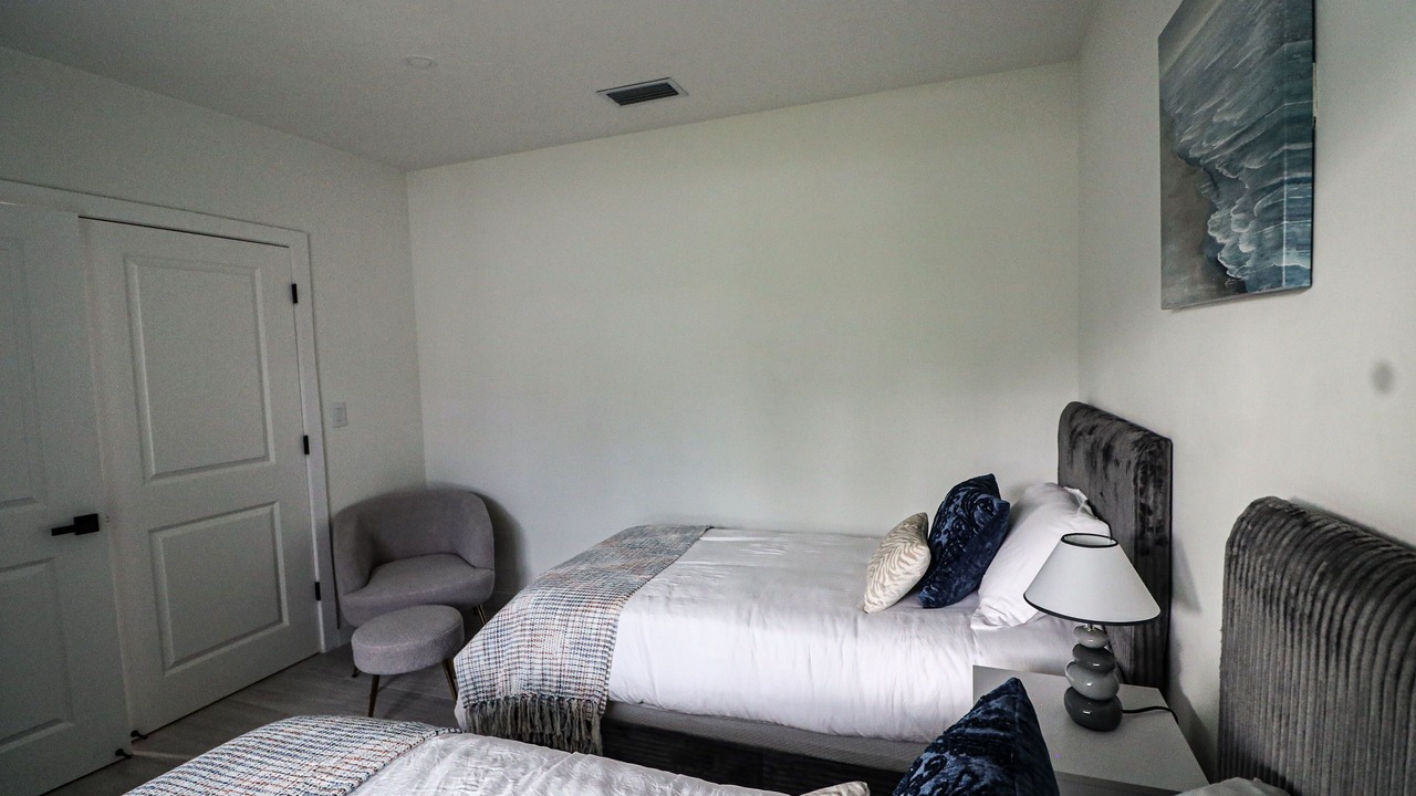 Photo of Bedroom in Golden Glades