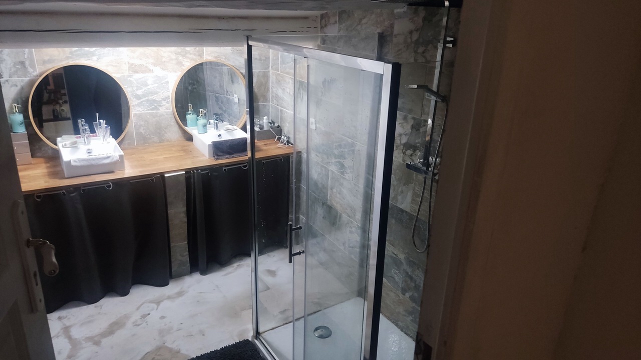 Photo of Bathroom in Lorgues
