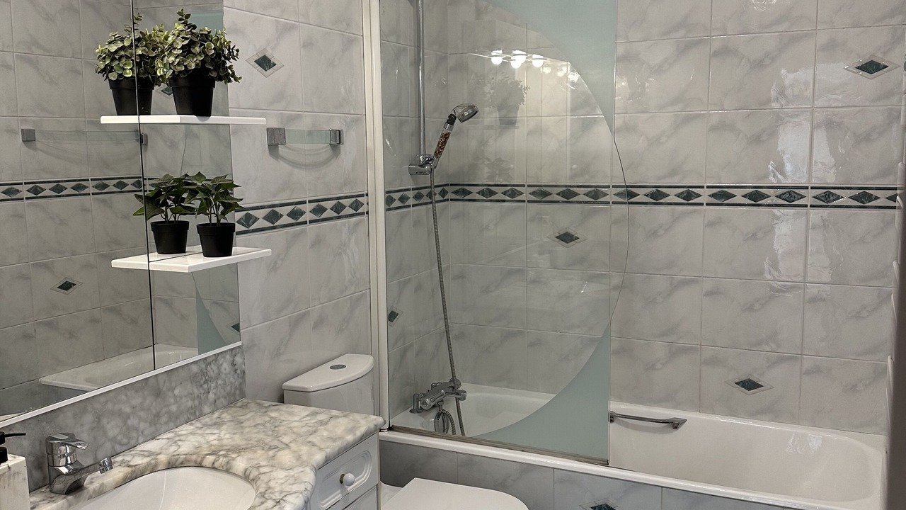 Photo of Bathroom in Montlignon
