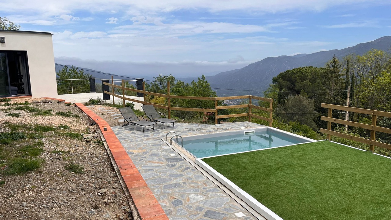 Photo of Patio Balcony in Montferrer