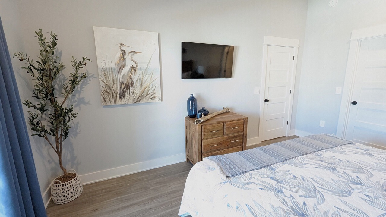Photo of Bedroom in Corolla Light