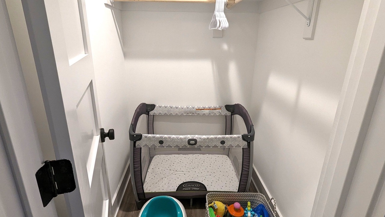 Photo of Bedroom in Corolla Light