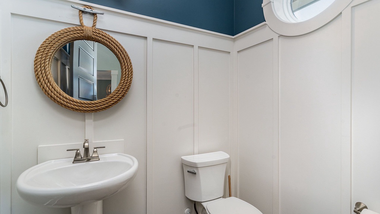Photo of Bathroom in Inlet Harbour