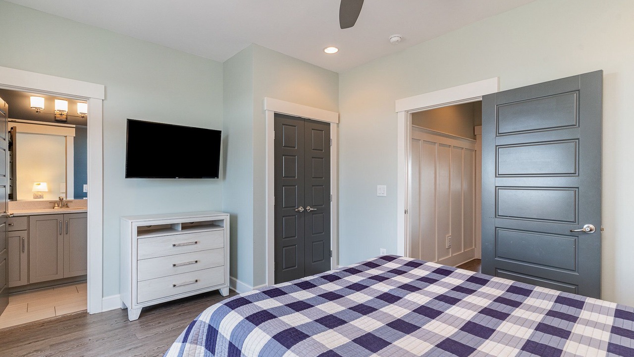 Photo of Bedroom in Inlet Harbour