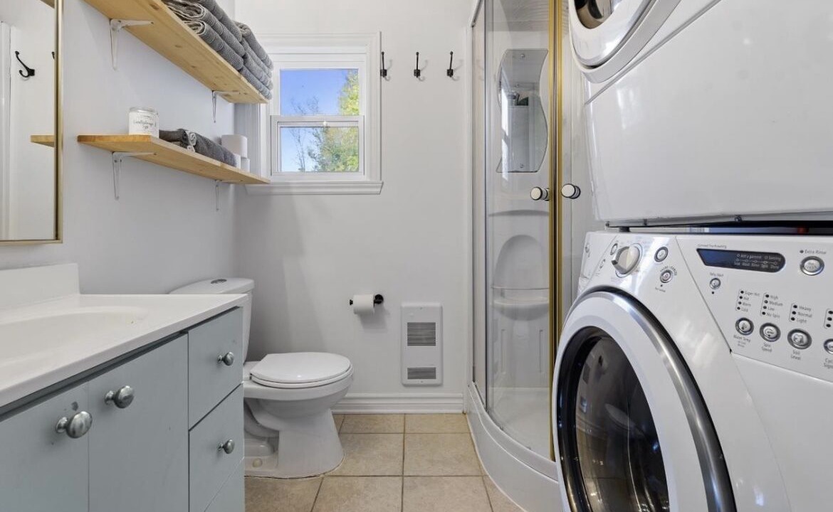 Photo of Bathroom in Saint-Aime-du-Lac-des-Iles