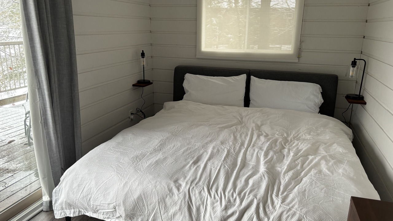 Photo of Bedroom in Gravenhurst