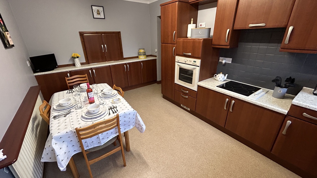 Photo of Kitchen in Frettenham