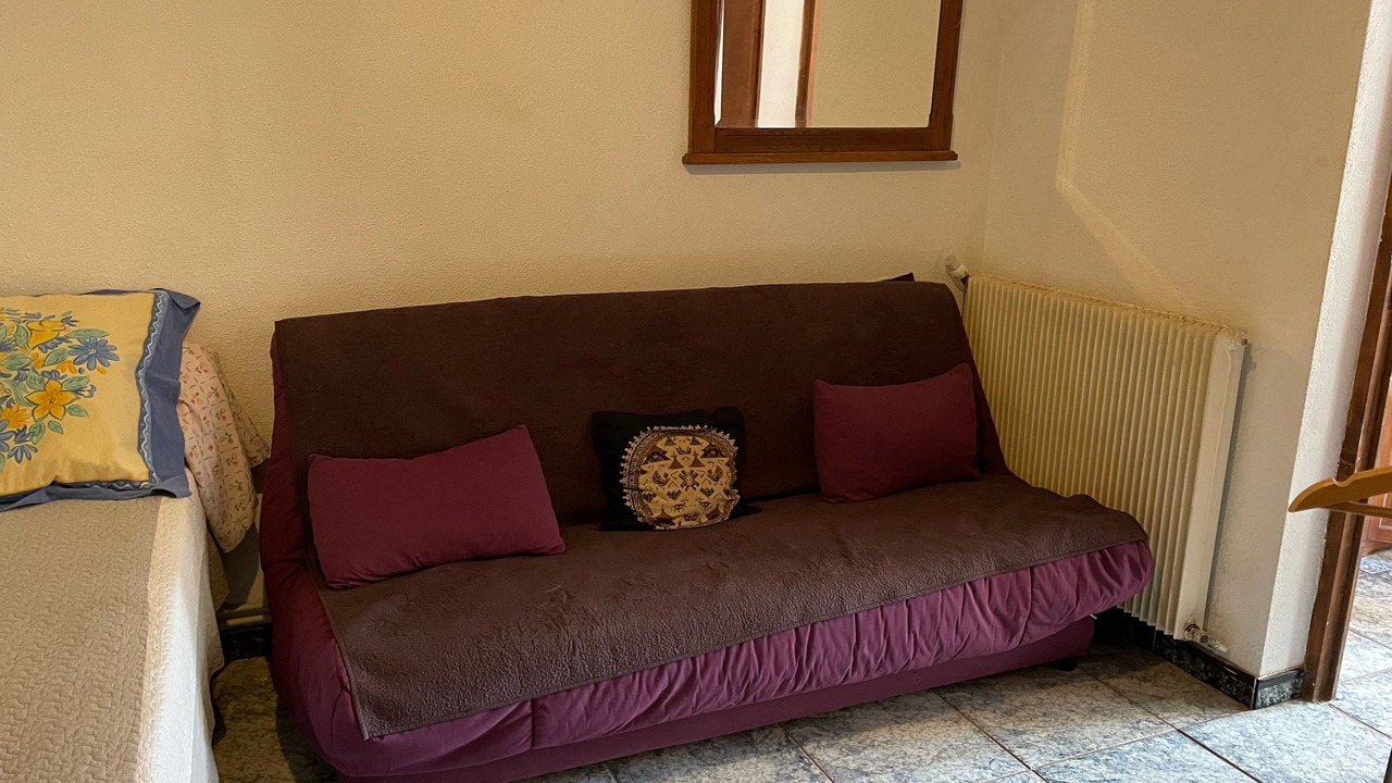 Photo of Livingroom in Nebian