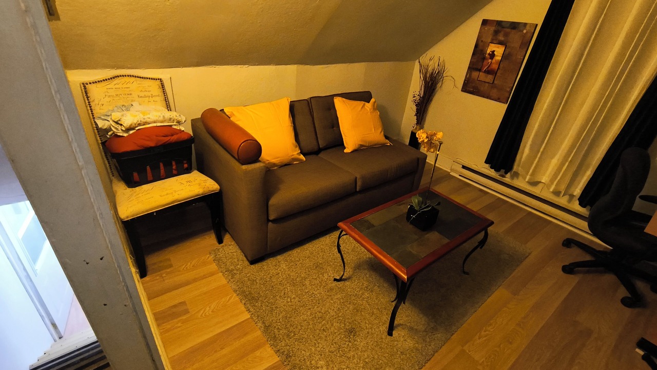 Photo of Livingroom in Sunnyside