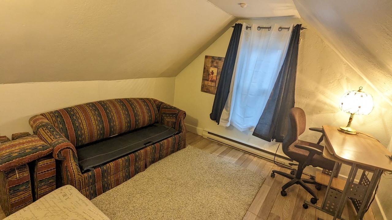 Photo of Livingroom in Sunnyside