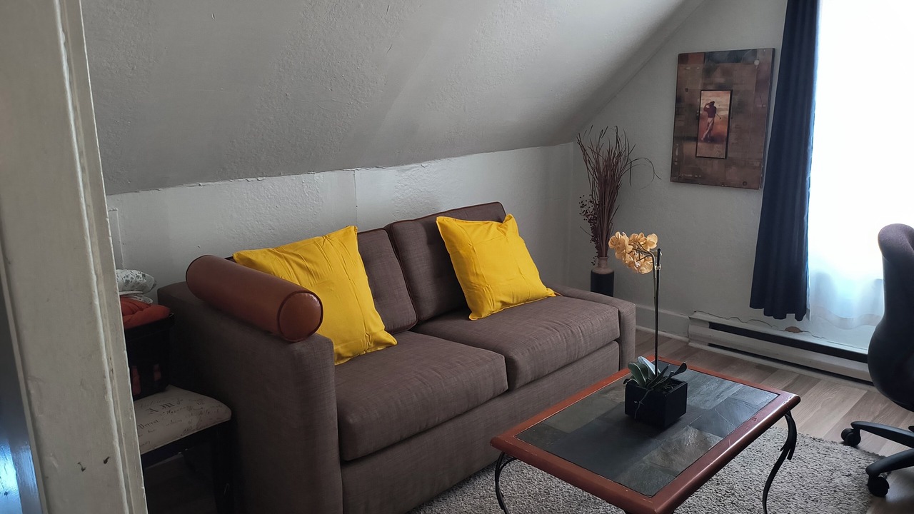 Photo of Livingroom in Sunnyside