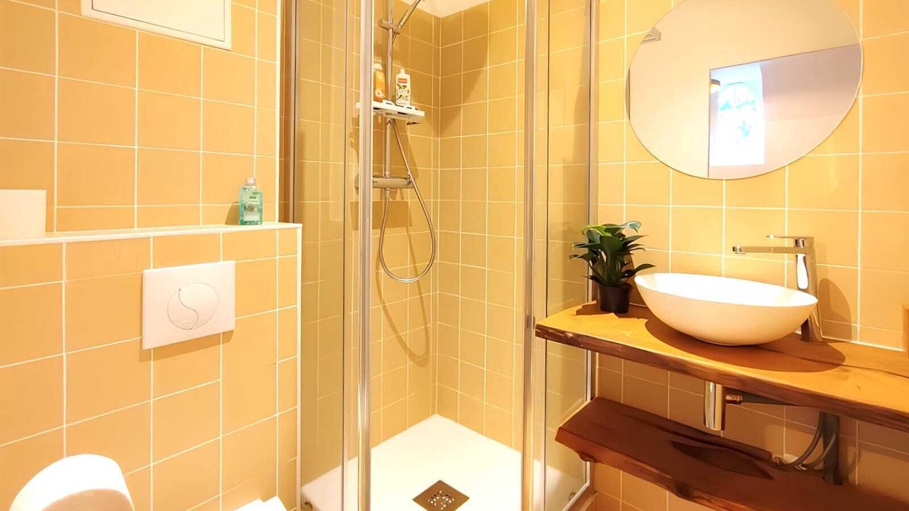 Photo of Bathroom in Saint-Sebastien-sur-Loire
