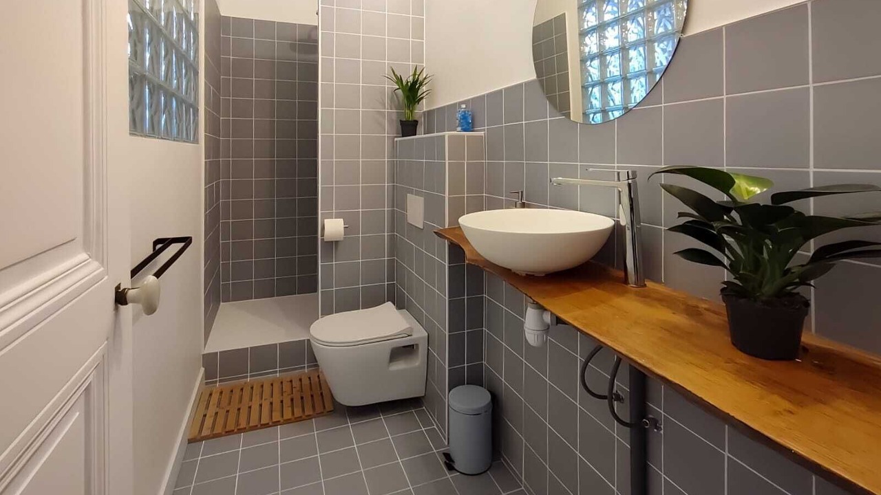 Photo of Bathroom in Saint-Sebastien-sur-Loire
