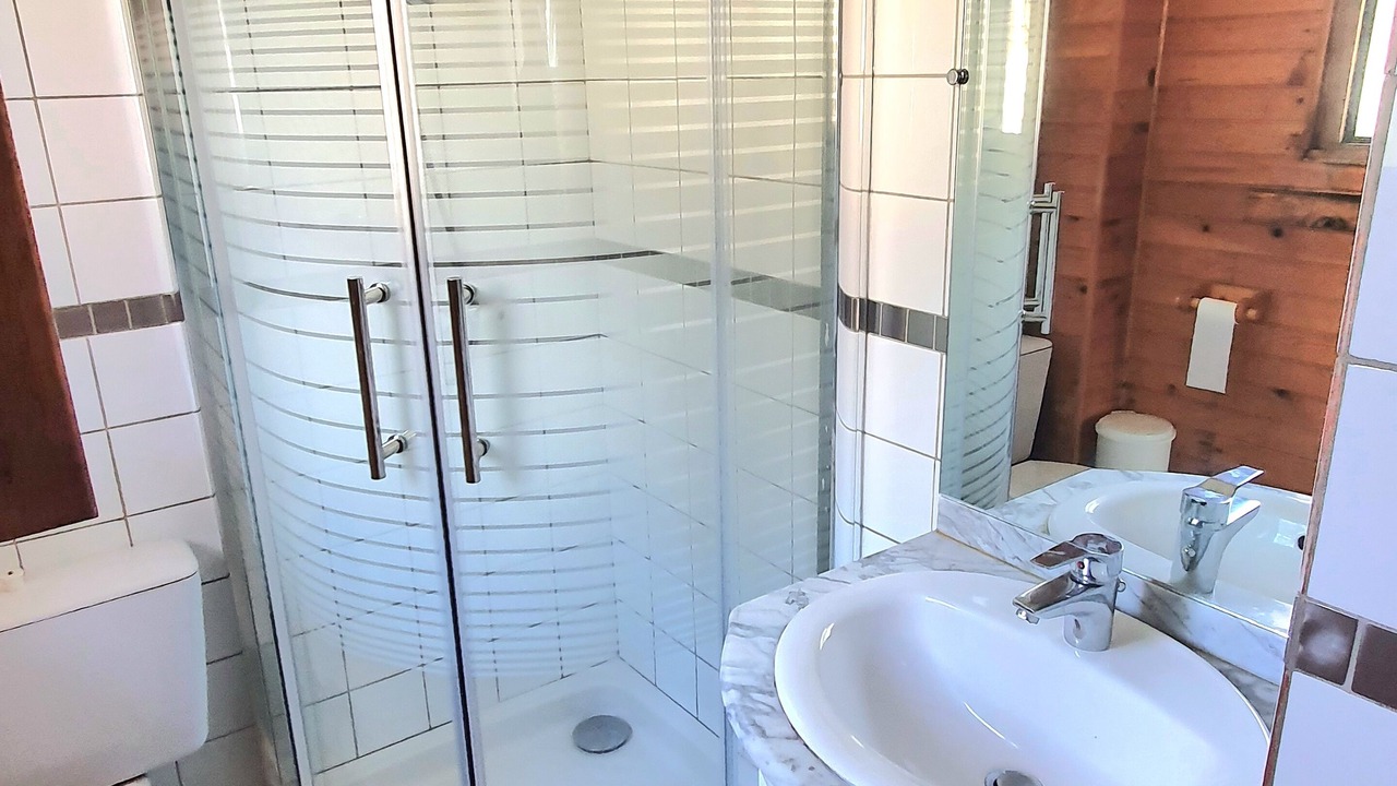 Photo of Bathroom in Allos