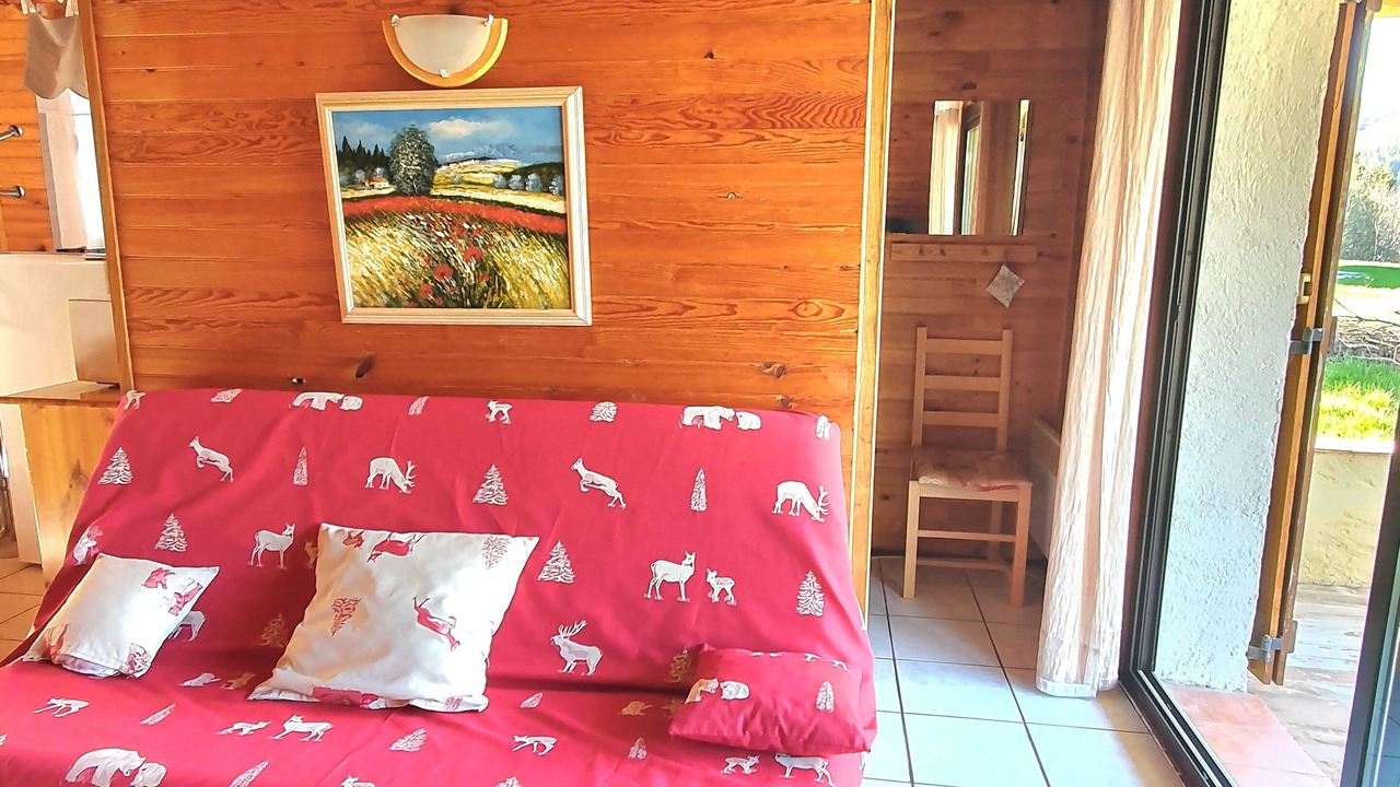 Photo of Bedroom in Allos