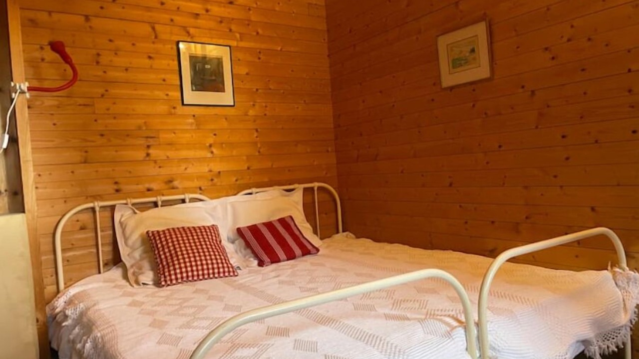 Photo of Bedroom in Carves