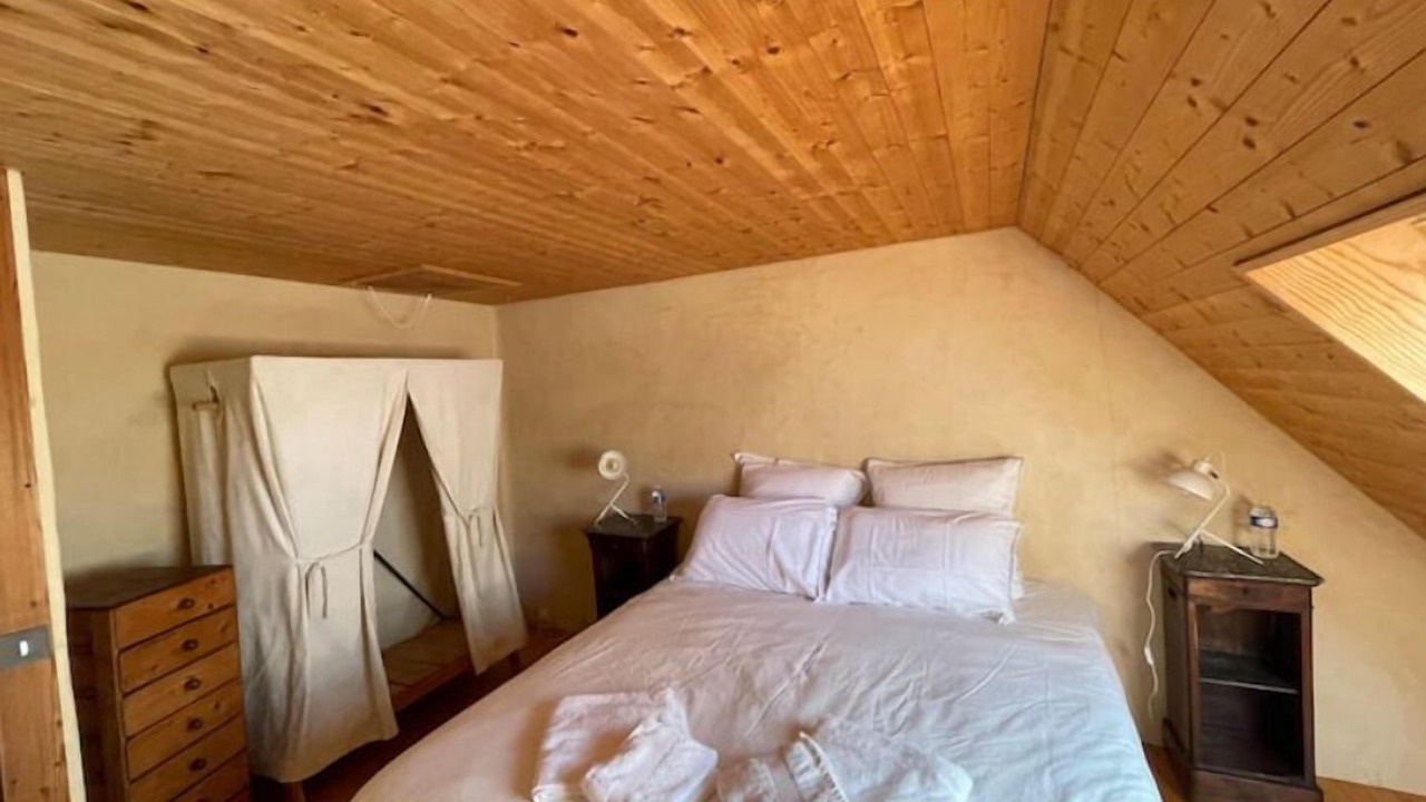 Photo of Bedroom in Carves