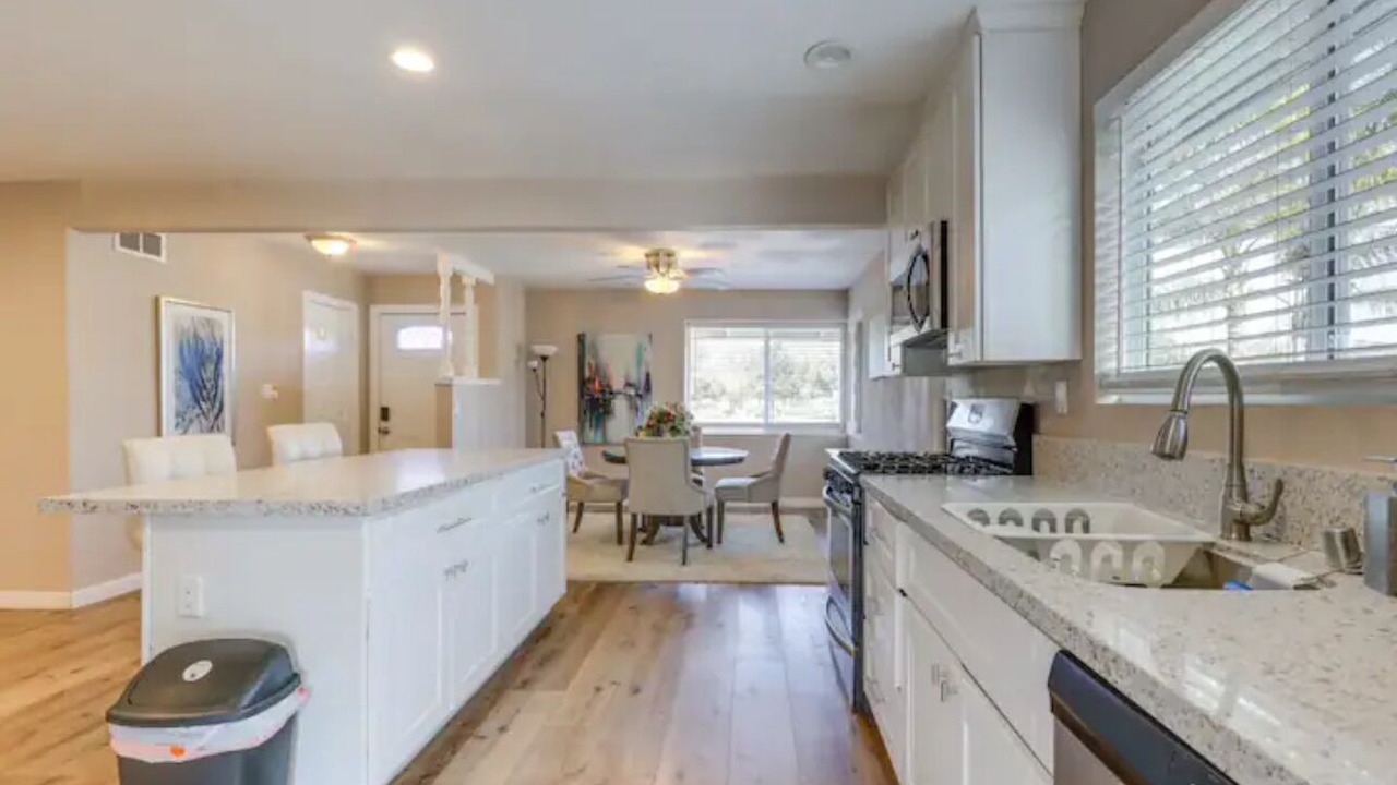 Photo of Kitchen in Midway
