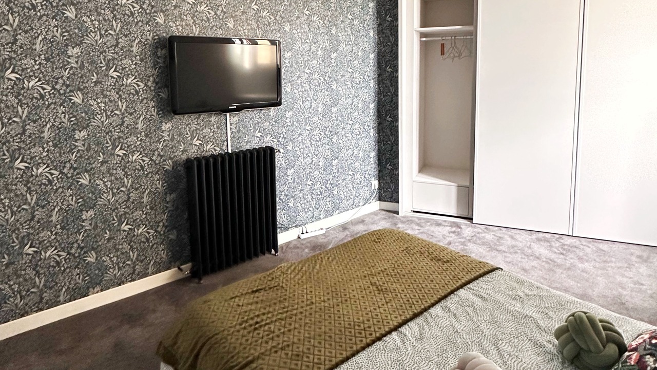 Photo of Bedroom in Bourg-l'Eveque