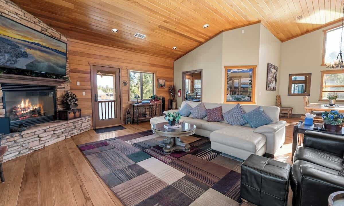 Photo of Livingroom in Boulder Bay
