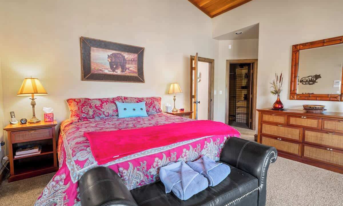 Photo of Bedroom in Boulder Bay