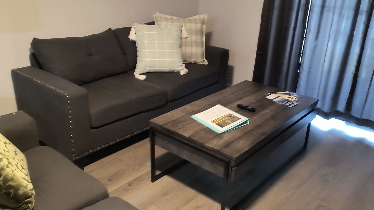 Photo of Livingroom in Walden on Lake Conroe
