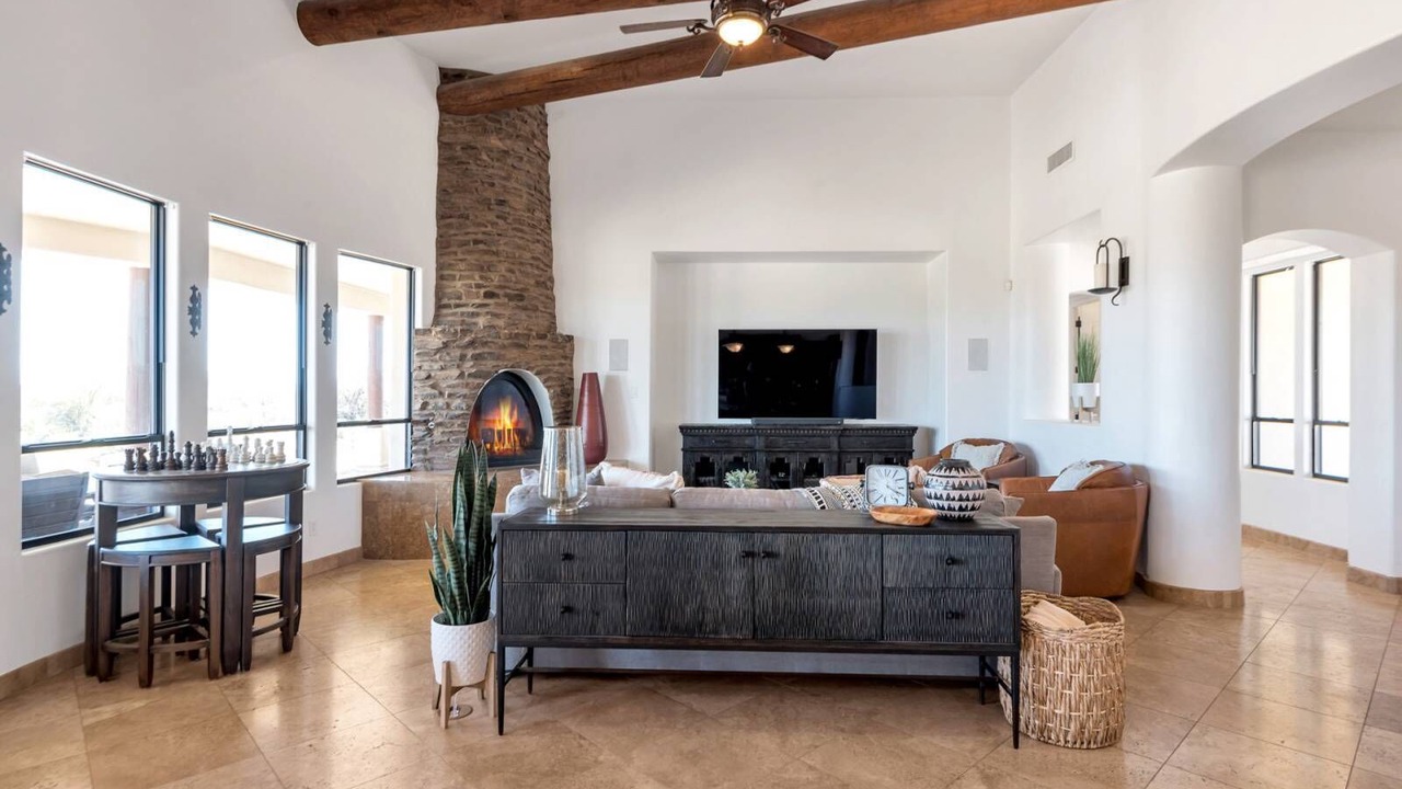 Photo of Livingroom in Rio Verde Foothills