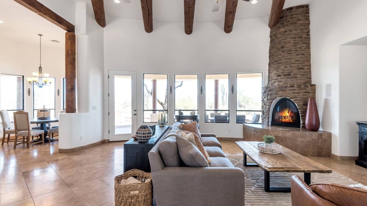Photo of Livingroom in Rio Verde Foothills